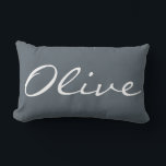 Cojín decorativo lumbar personalizado<br><div class="desc">Pon tu nombre en nuestra bella almohada lumbar.</div>