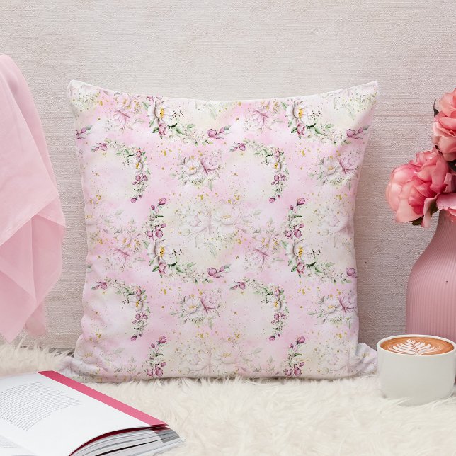 Cojín Decorativo Luna Floral Rosa (Subido por el creador)