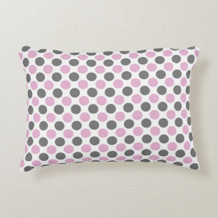 Cojín Decorativo lunares de color rosa en polvo y gris ahumado