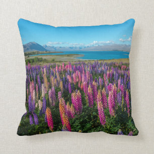 Cojín Decorativo Lupines de Russle en el lago Tekapo el Nueva