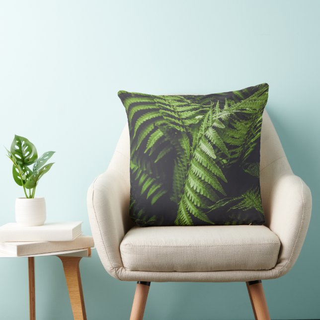 Cojín Decorativo Lush Dark Green Fern Leaves Moody Woodland (Silla)