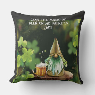 Cojín decorativo "Magical gnome St. Patrick's Day"