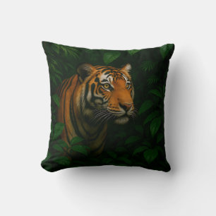 Cojín Decorativo Majestuoso retrato de tigre de Bengala en la selva