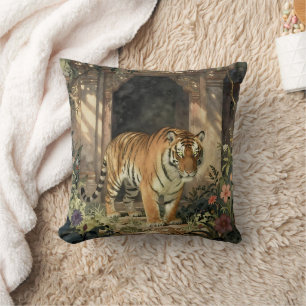 Cojín Decorativo Majestuoso tigre caminando a través de dunas antig