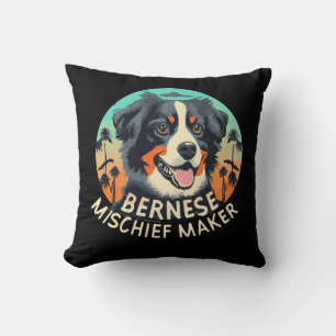 Cojín Decorativo Maker de Mischief Bernés - Perro de Montaña gracio