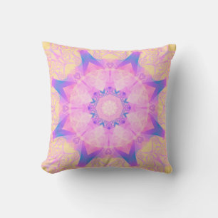 Cojín Decorativo Mandala abstracta retro digital. Flor brillante. B