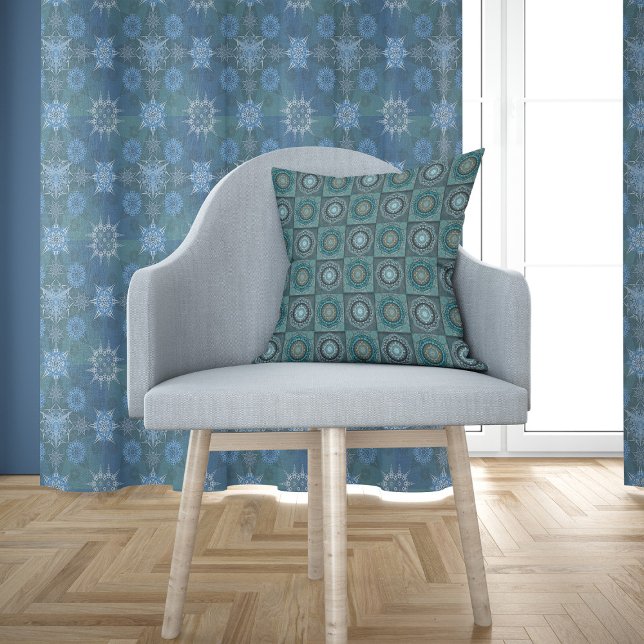 Cojín Decorativo Mandala de los ojos psicodélicos de los gigaches p (Subido por el creador)