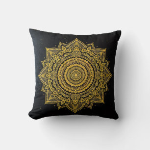Cojín Decorativo Mandalá Estrella Dorada en Negro