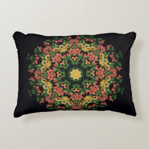 Cojín Decorativo Mandala floral brillante con flores rojas y amaril