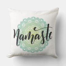 Mandala verde Namaste Pillow