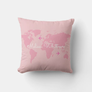 Cojín Decorativo mapa del mundo rosa y aviones, personalizado