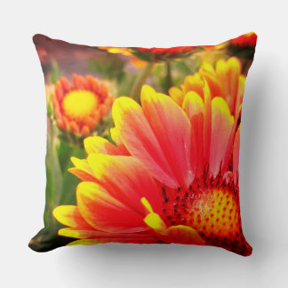 Cojín Decorativo Marcar Bloom - Ipanema y Sangria Floral Mood