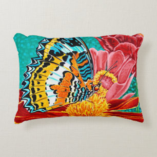 Cojín Decorativo Mariposa Poderosa I