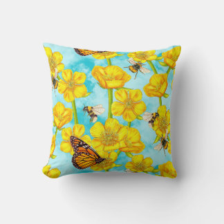 Cojín Decorativo Mariposas, abejas y mariposas en las nubes