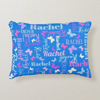 Cojín Decorativo Mariposas arcoiris nombre personalizado cielo azul