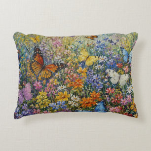 Cojín Decorativo Mariposas del Paraíso – Una Flor Silvestre Colorid