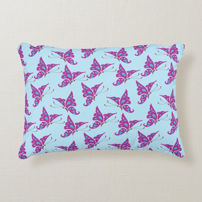 Cojín Decorativo Mariposas púrpura en impresión de azul claro y mar (Anverso)