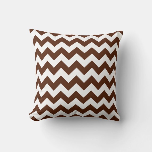 Cojín Decorativo Marón y Chevron Blanco (Anverso)