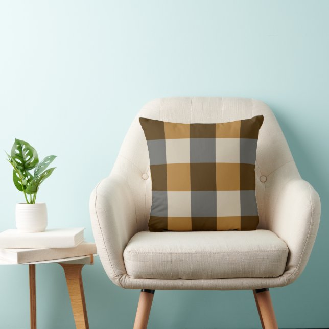 Cojín decorativo marrón, gris y beige (Silla)