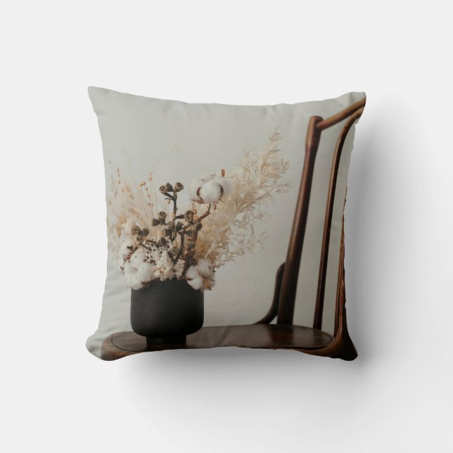 Cojín decorativo marrón y crema (Anverso)