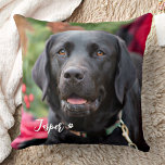 Cojín Decorativo Mascota Perro Lover Simple Personalizado 2 Foto<br><div class="desc">¡Todo se ve mejor con la foto de tu mascota! Añada diversión y estilo a cualquier habitación con su almohada de fotos mascota personalizado. Agrega tu foto favorita a esta almohada suave y personalizar con el nombre de tu mascota. ¡Un regalo único y amable para ti, tu familia o amigos!...</div>