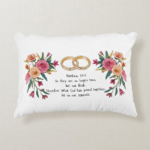 Mateo 19:6 Boda Pillow