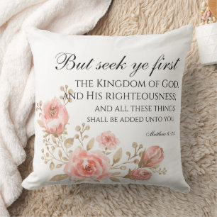 Cojín Decorativo Mateo 6:33 Busca Tu Primera Escritura Floral