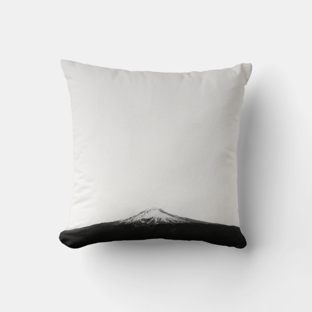 COJÍN DECORATIVO MÁXIMO DE LA MONTAÑA DE NOVEDAD (Anverso)