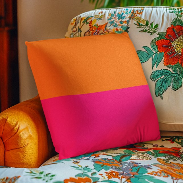 Cojín Decorativo Medio Naranja y rosa brillante (Half Orange and Bright Pink Throw Pillow)