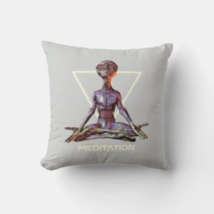 Cojín Decorativo Meditación. Extranjero en posición tranquila