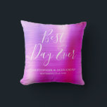 Cojín Decorativo Mejor Día Rosa Boda Púrpura Rosa<br><div class="desc">Mejor Día Boda Moderno Girly Moderno y Elegante Fiesta Metálico Rosa y Púrpura Pillow,  perfecto para una elegante boda o ducha nupcial. Esta almohada fiesta es perfecta para un regalo de Boda de ducha nupcial. Si necesita elementos coincidentes adicionales,  póngase en contacto con el diseñador.</div>