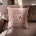 Cojín Decorativo Mejor Día Rosa Oro Rubor Boda Rosa<br><div class="desc">Mejor Día Boda Moderno Girly Moderno y elegante Rosa metálico oro Rubor Fiesta rosa Pillow que es perfecto para un Rosa de oro o Boda rosa Rubor o ducha de novias. Esta almohada fiesta es perfecta para un regalo de Boda de ducha nupcial. Si necesita elementos coincidentes adicionales, póngase en...</div>