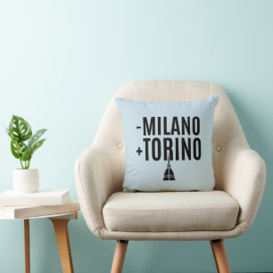 Cojín Decorativo Menos Milán, Más Turín - Ironía Saboyana