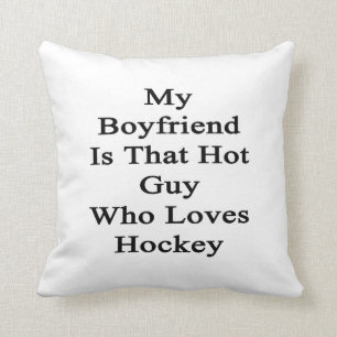 Cojín Decorativo Mi novio es ese individuo caliente que ama hockey