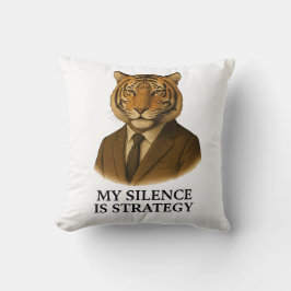 COJÍN DECORATIVO MI SILENCIO ES ESTRATEGIA
