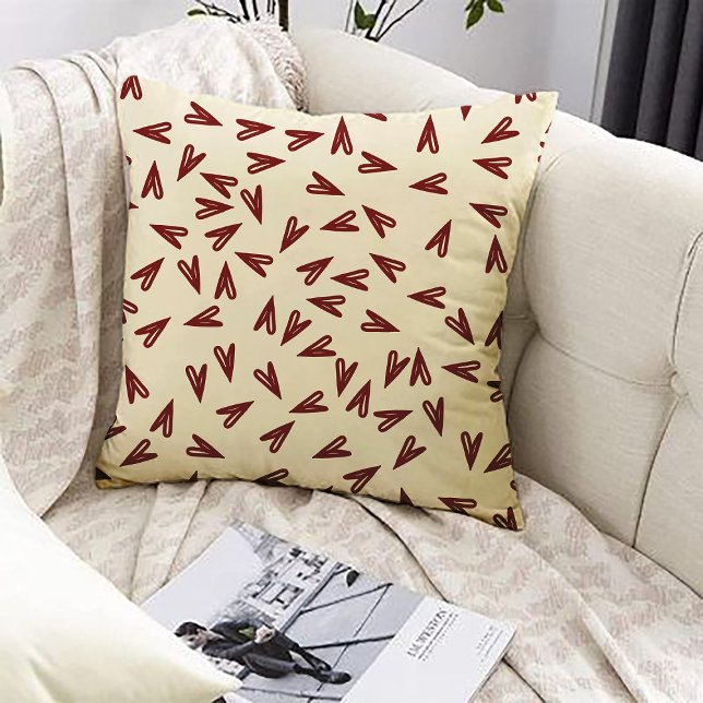 Cojín Decorativo Minimal Burgundy & Cream Hearts Valentine (Subido por el creador)