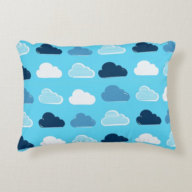 Cojín Decorativo Minimal Clouds Pattern – Blue Sky Vibes (Anverso)