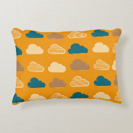 Cojín Decorativo Minimal Clouds Pattern – Orange Sky Vibes