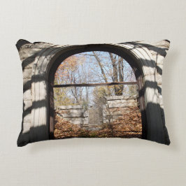 Cojín Decorativo Mirando a través de la ruina