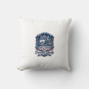 Cojín Decorativo Misión Nocturna Patriótica Lobo Patriota Inspirado