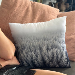 Cojín Decorativo Misty Forest Throw Cushion