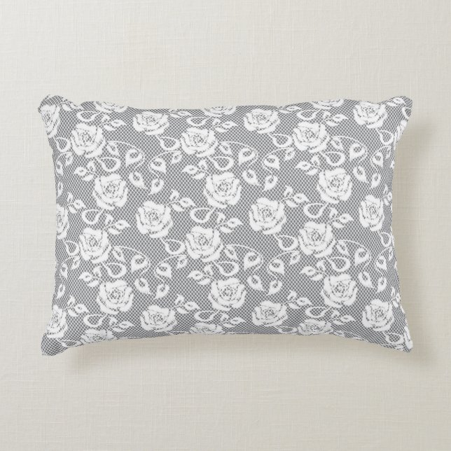 Cojín Decorativo Modelo blanco del cordón en fondo gris (Anverso)