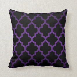 Cojín Decorativo Modelo de color morado oscuro y negro de