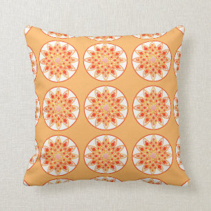 Cojín Decorativo Modelo de la mandala en coral, naranja y oro
