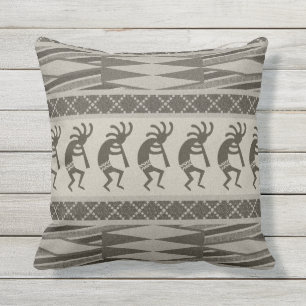 Cojín Decorativo Modelo negro y gris del Azteca de Kokopelli