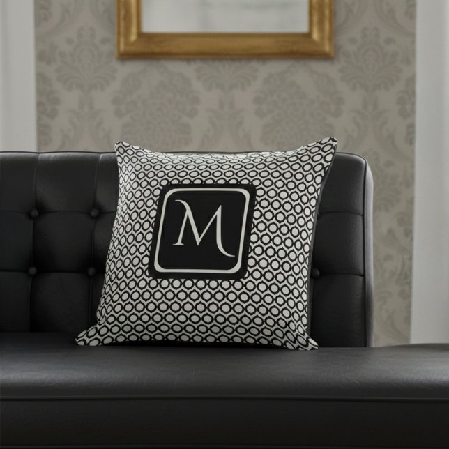 Cojín Decorativo Modern Geometric Monogram Black White (Subido por el creador)