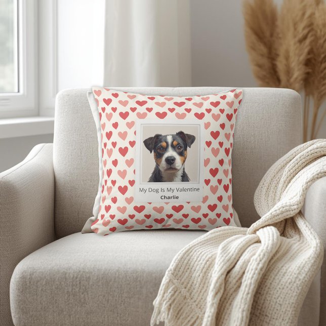 Cojín Decorativo Modern Personalized Dog Valentine Pillow (Subido por el creador)
