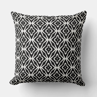 Cojín decorativo moderno de Boho Blanco y Negro