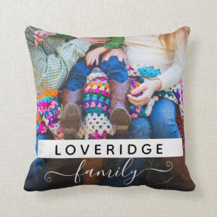 Cojín Decorativo Monograma de apellido personalizado de la familia