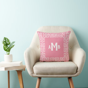 Cojín Decorativo Monograma de borde de clave griega inversa rosado